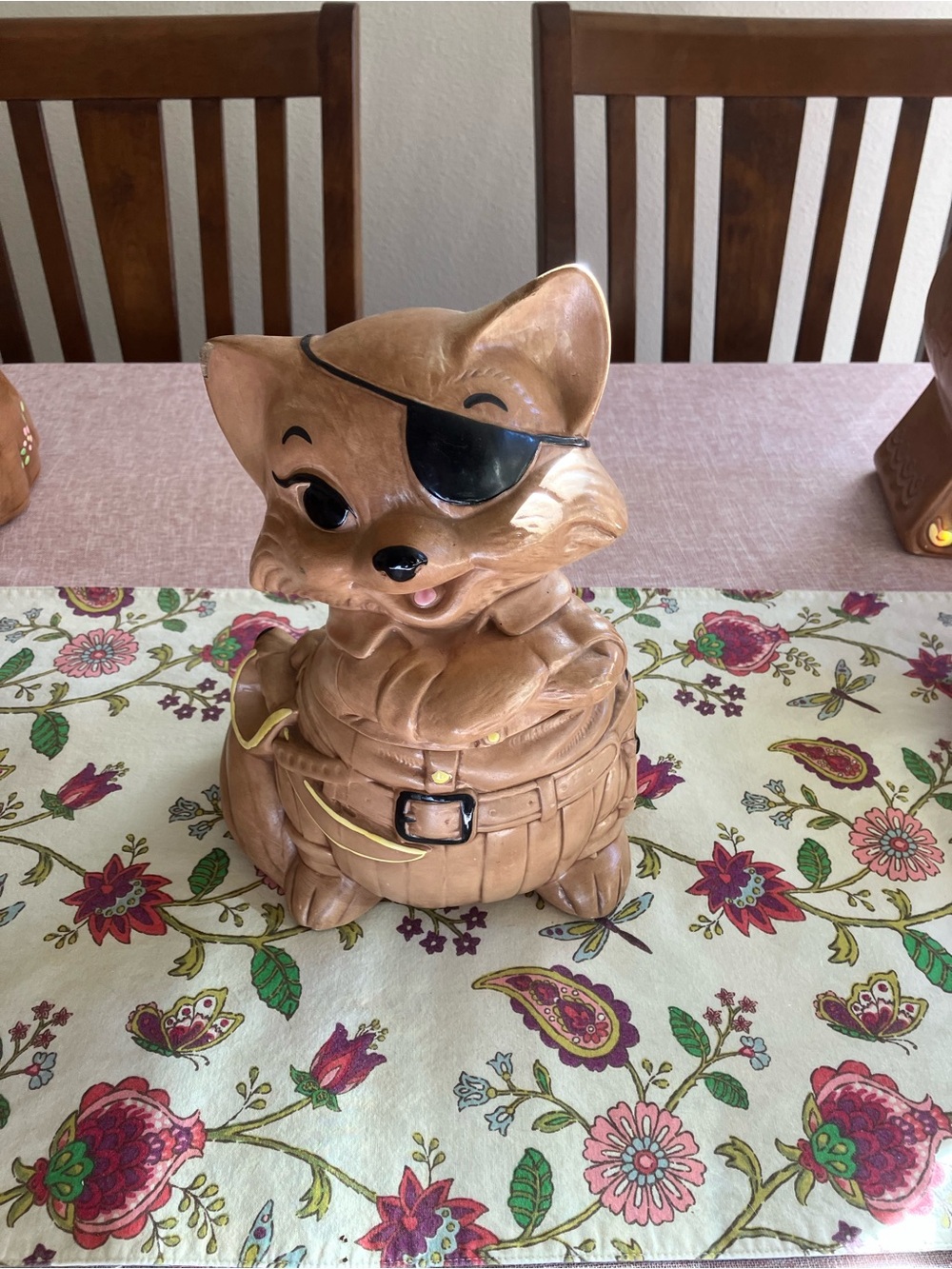 This is a fox not a raccoon